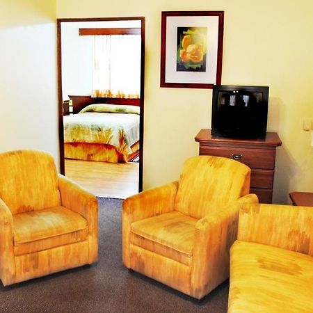 Hotel Marcella Clase Ejecutiva Morelia Bagian luar foto