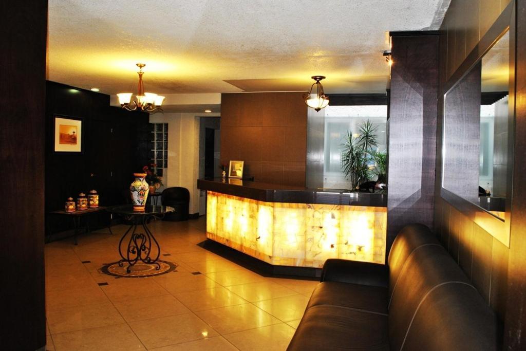 Hotel Marcella Clase Ejecutiva Morelia Bagian luar foto