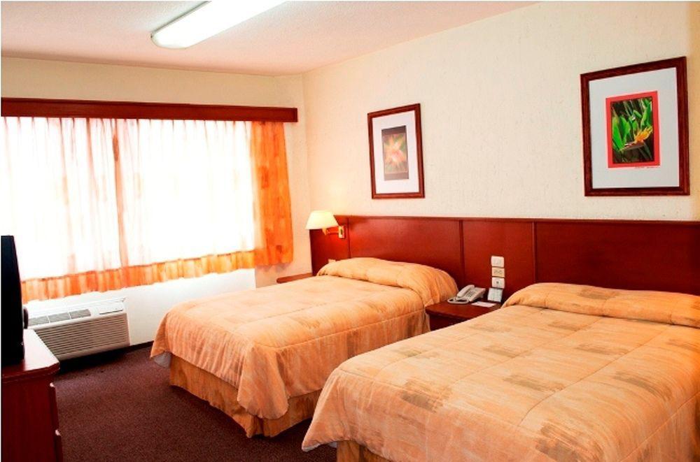 Hotel Marcella Clase Ejecutiva Morelia Bagian luar foto